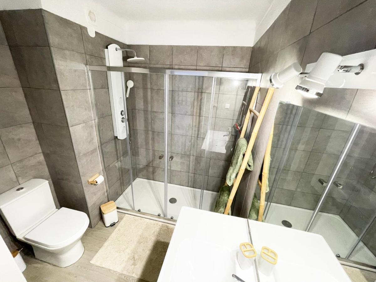 Panoramic Seaview - 2 Bedroom, Main Ave, 15 Min Walk Beach, Workspace Αλμπουφέιρα Εξωτερικό φωτογραφία
